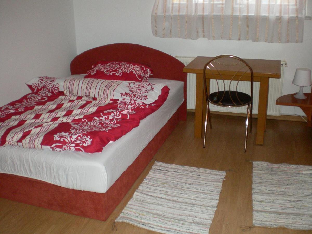 Hostel Piero Ljubljana Ngoại thất bức ảnh