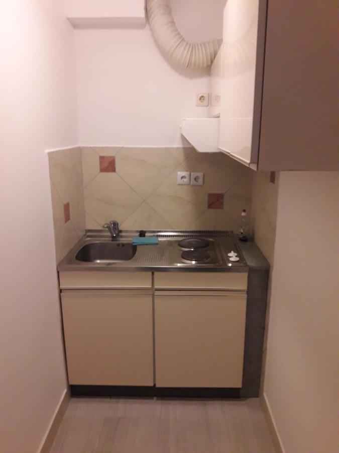 Hostel Piero Ljubljana Ngoại thất bức ảnh