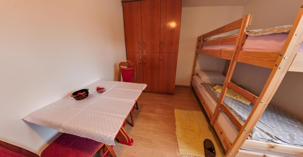 Hostel Piero Ljubljana Ngoại thất bức ảnh